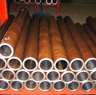 ST 52 Seamless Pipe